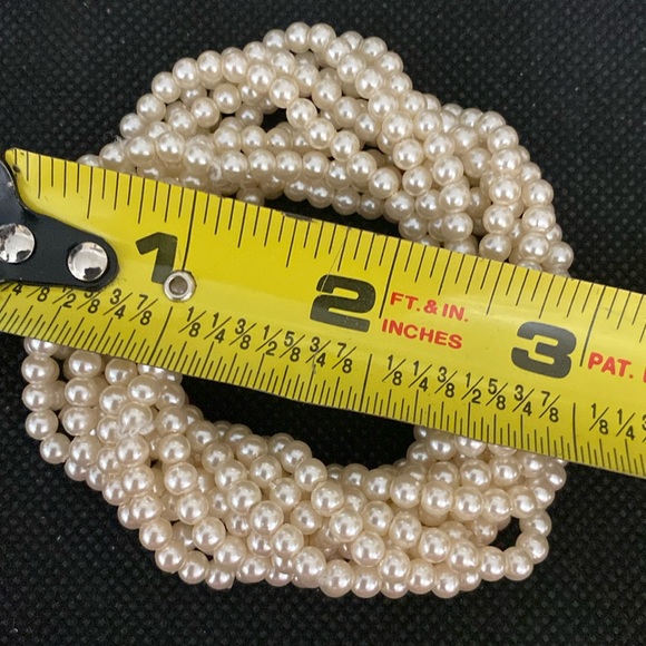 Vintage 1” Twisted expandable Tiny pearl bracelet/cuff - Picture 4 of 6